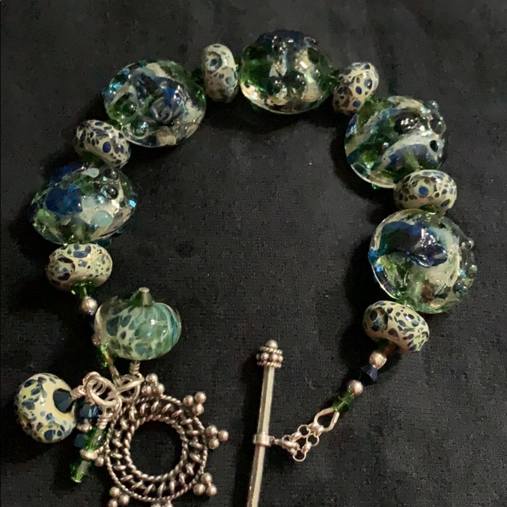 Artisan bracelet